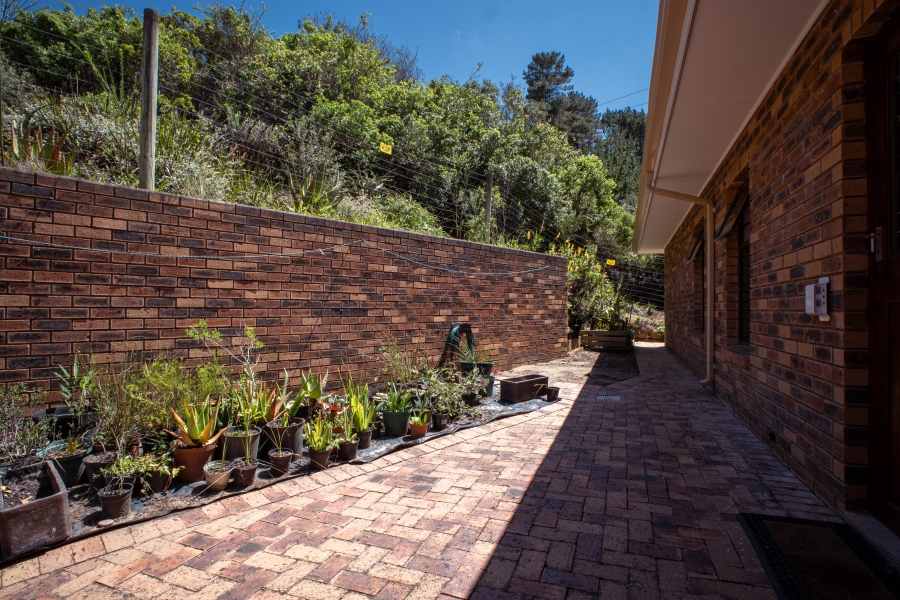 3 Bedroom Property for Sale in Wilderness Heights Western Cape